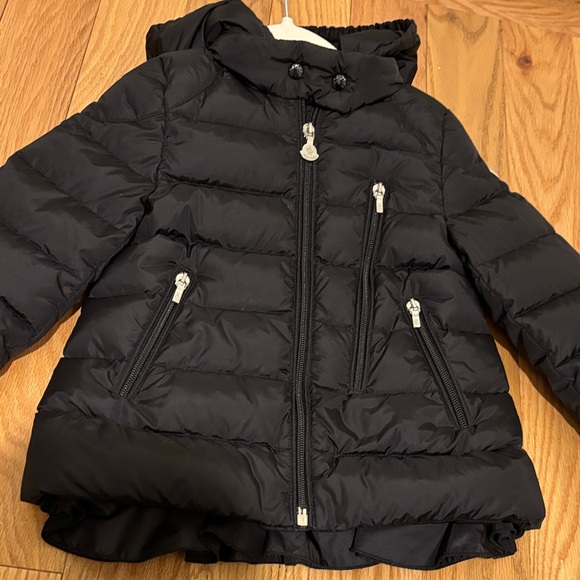 Moncler Girls Quilted Black Puffer Jacket with Detachable Hood 2T - Picture 5 of 11